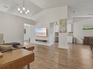 422 NW 23rd Pl, Miami, FL 33125