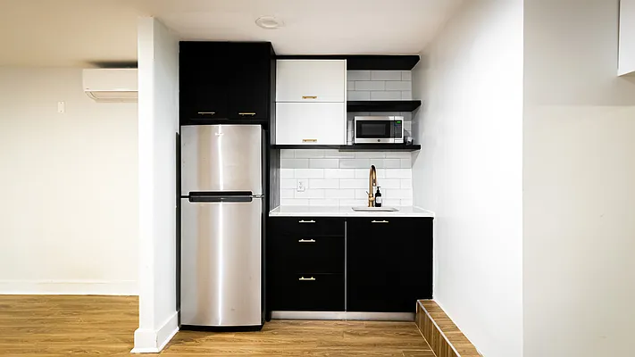 Rented by Nooklyn NYC LLC | media 13