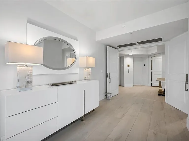 6597 Nicholas Blvd #401 — Photo 16