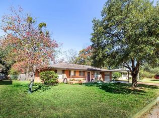 202 Helena St, Bryan, TX 77801