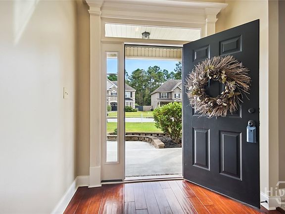 4th image of 179 Clover Point Cir