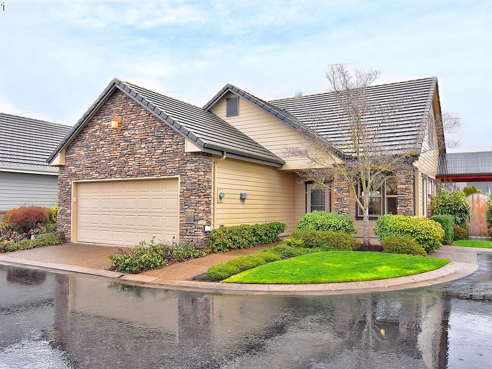 1st image of 2097 Lake Wind Dr