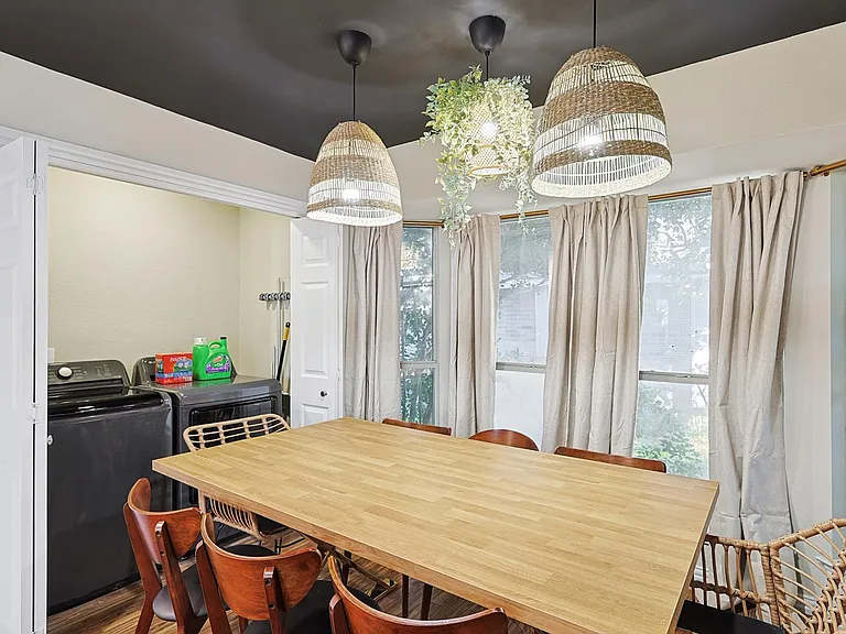 708 Azalea Dr — Photo 10