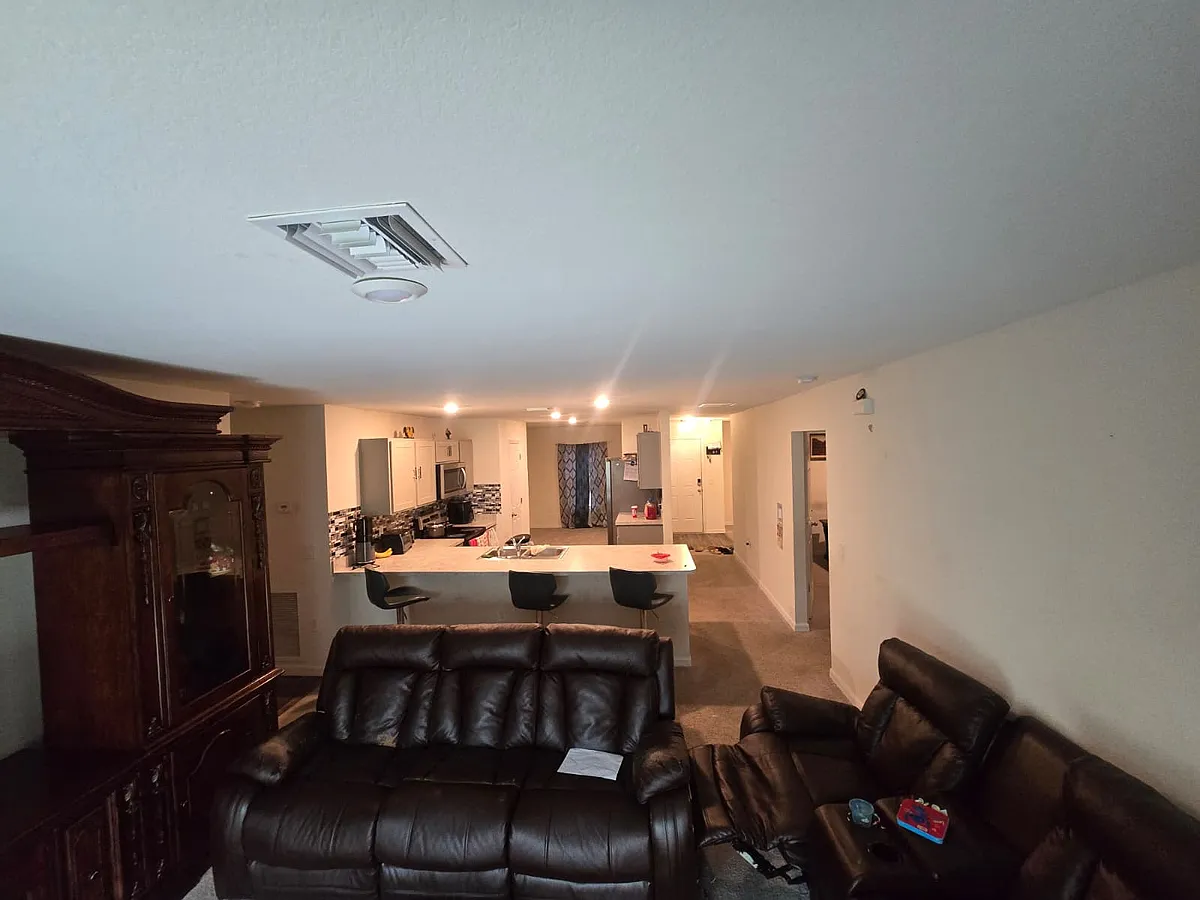 Building Photo - 8257 Amendola Ave