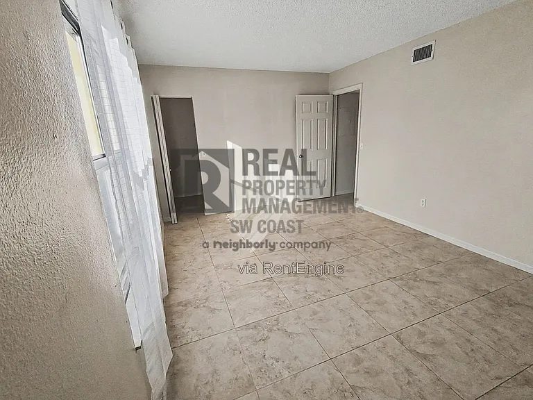 12471 McGregor Blvd #10-1 — Photo 11