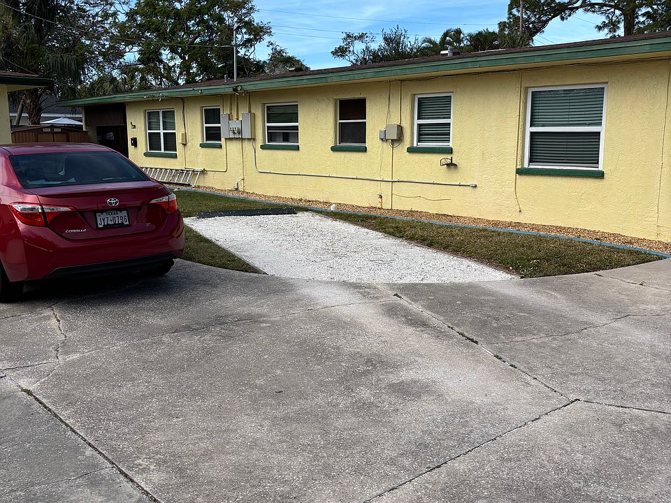 1st image of 2206 18th St W