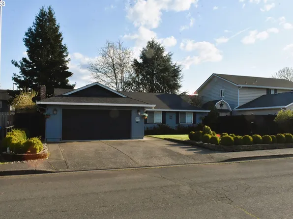 15817 NE 3rd St, Vancouver, WA 98684