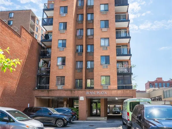 14468 38th Avenue #703, Flushing, NY 11354