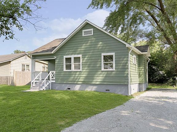 2nd image of 3119 Chase St