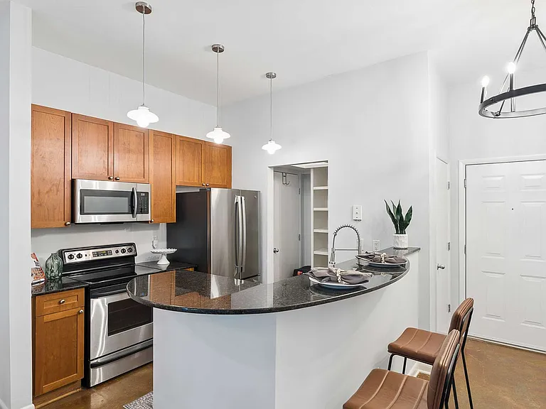 600 Brickworks Cir #6109 — Photo 4