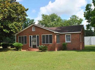 25103 State St, Elberta, AL 36530