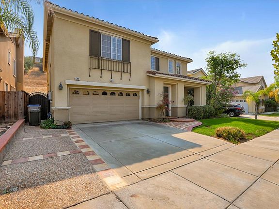 3rd image of 1760 Indigo Oak Ln