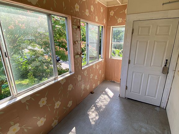 Back hallway to driveway/Side entrance