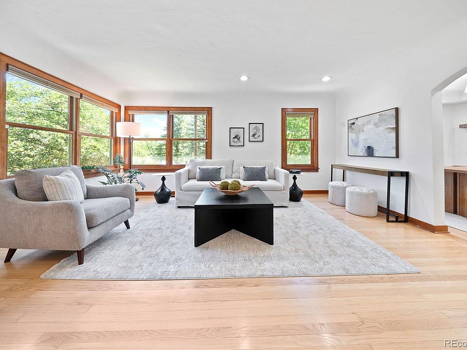 1st image of 1930 Columbine Avenue