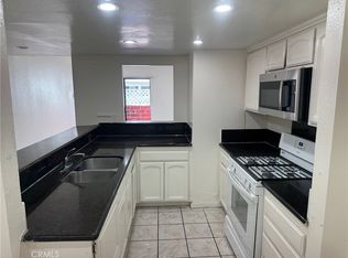 8847 Willis Ave #13, Panorama City, CA 91402