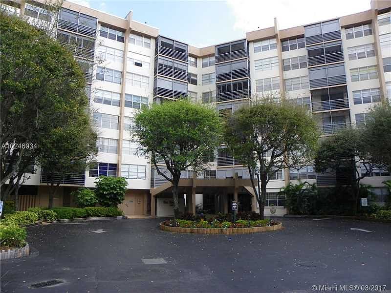 1st image of 1300 Saint Charles Pl APT 614