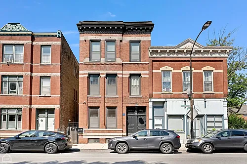 1930 N Damen Ave #3F Photo 1