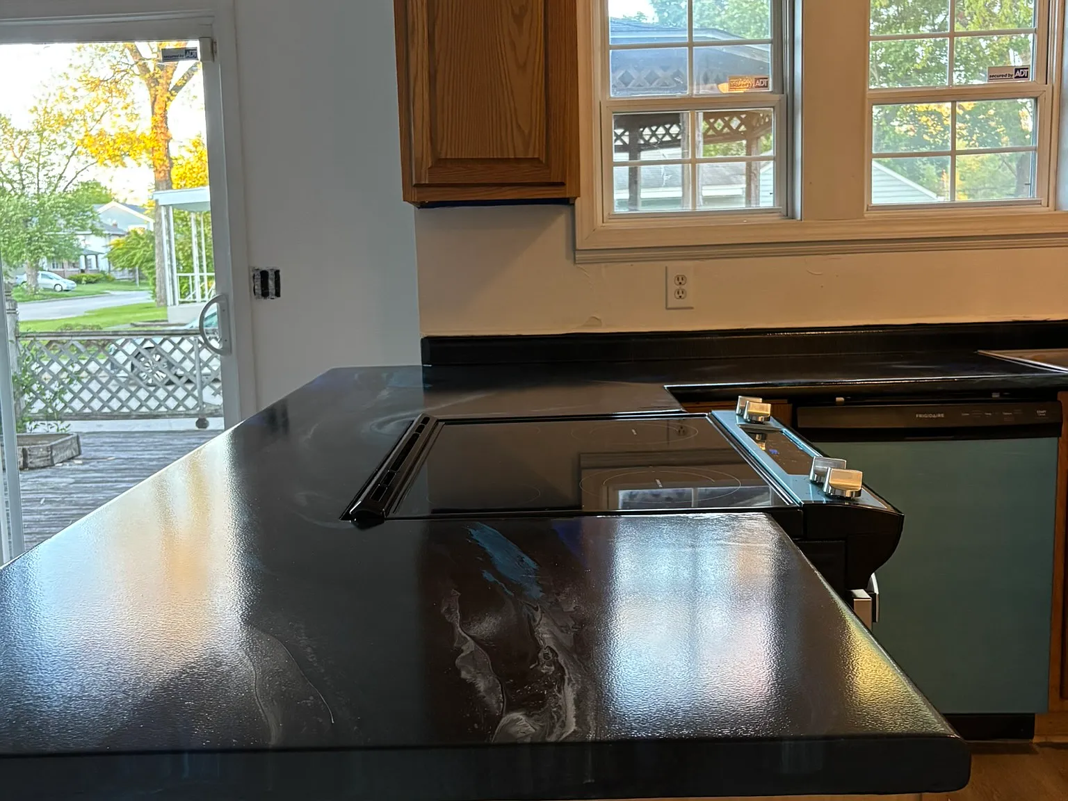 3 bed, 944 sqft, $1,800 — Photo 4