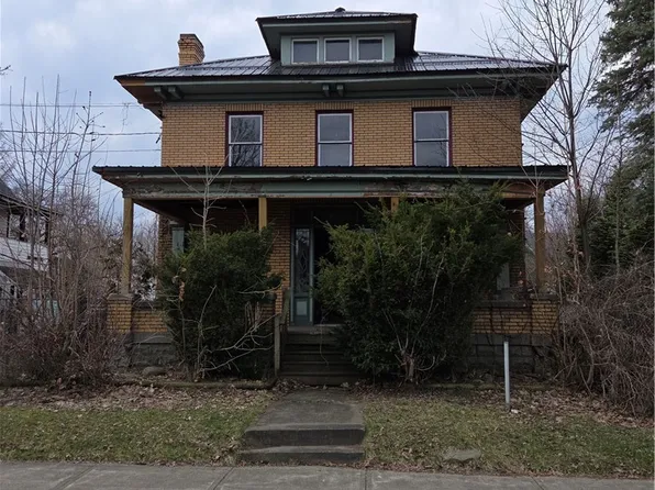 8 Williams St, Falconer, NY 14733