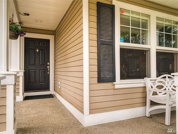 2nd image of 10105 201st Avenue Ct E