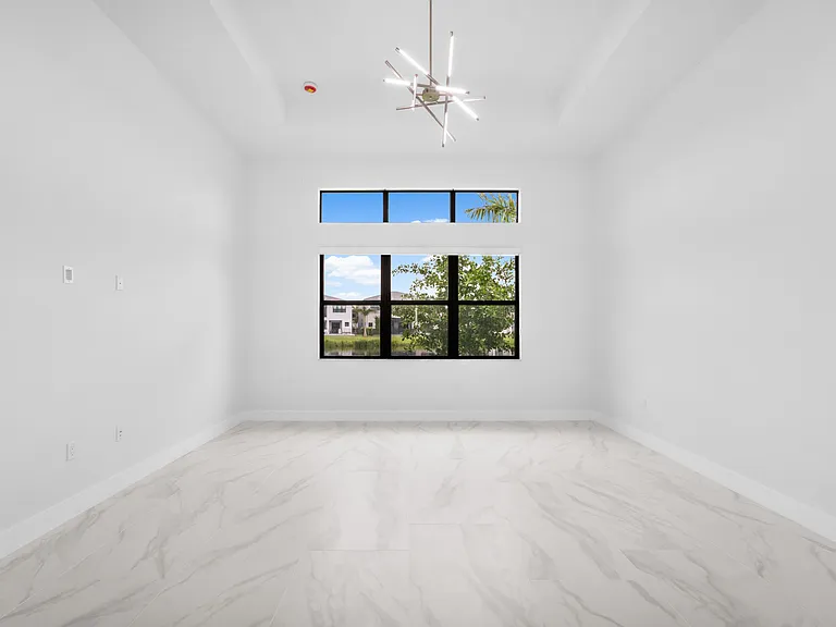 20262 Rosewood Garden Way — Photo 17
