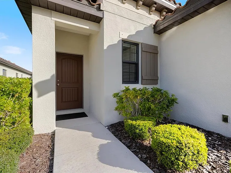 229 Livorno Way — Photo 3