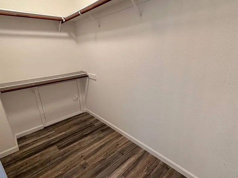 2283 Gary Ln — Photo 15