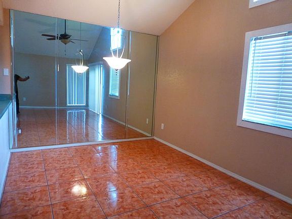 3rd image of 251 Sunshower Ct