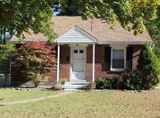 9 Dresden Ct, Albany, NY 12203