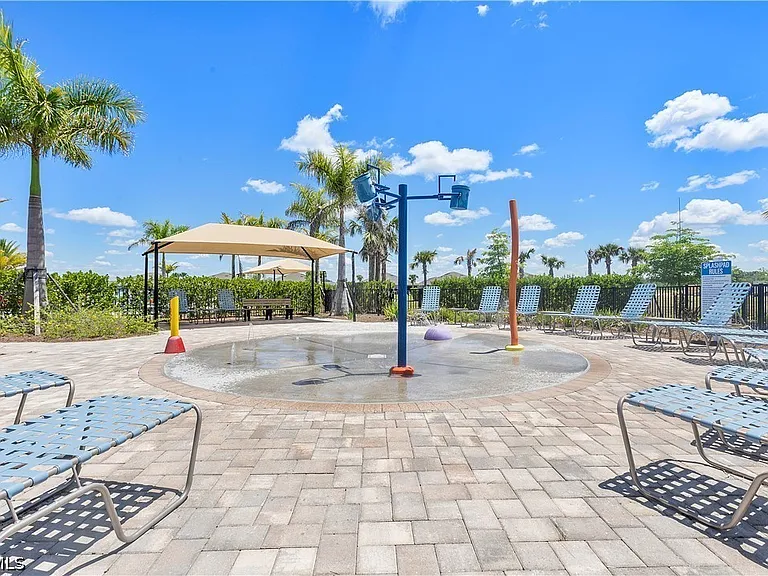 17639 Wild Iris Ln — Photo 28