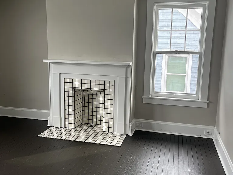 136 Westminster Ave #2 — Photo 1