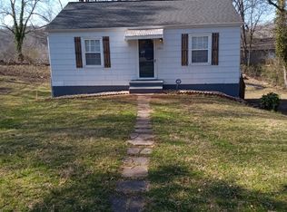 3901 Fairlawn Ct, Knoxville, TN 37920