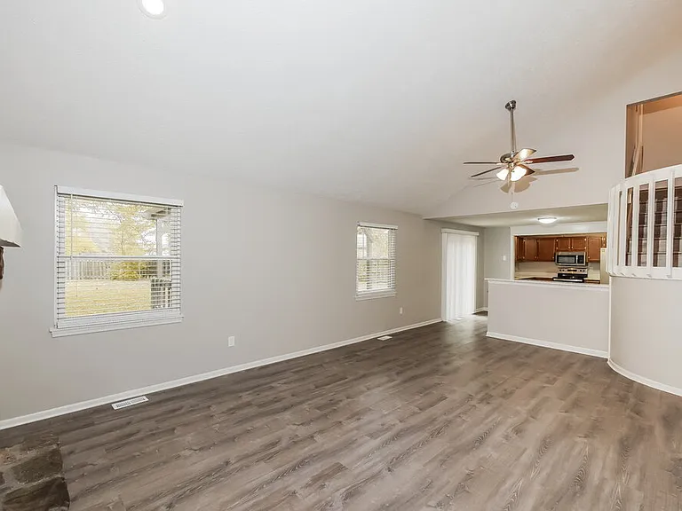 7248 Eagle Bay North Dr — Photo 9