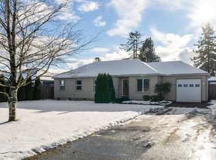 5211 3rd St, Tillamook, OR 97141