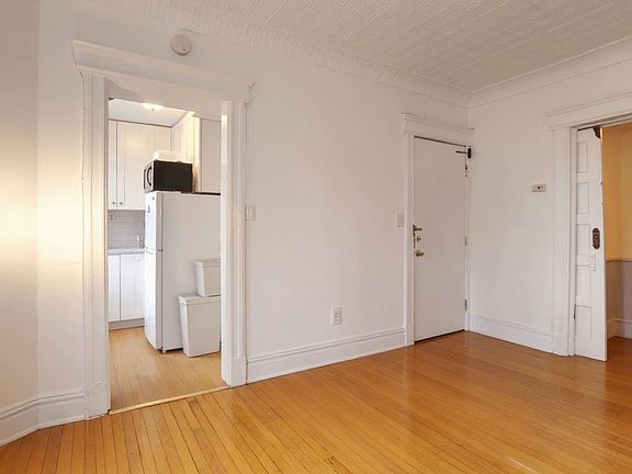 3rd image of 64 Liberty Pl Floor 2