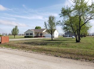 870 SE Oakland Ln, Columbus, KS 66725