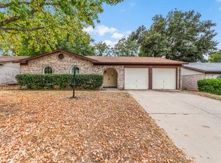 6632 Harrison Way, Watauga, TX 76148