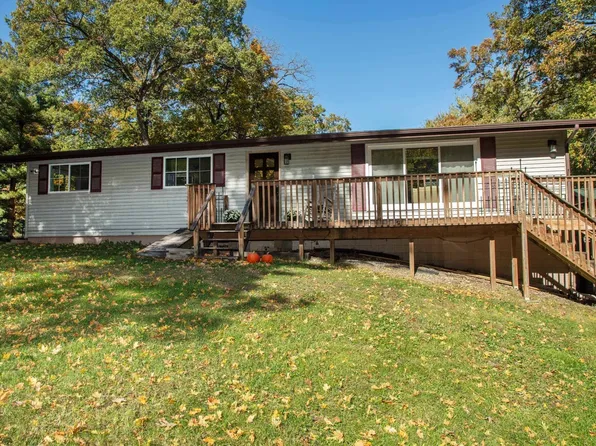 1401 18th Ave SE, Waverly, IA 50677