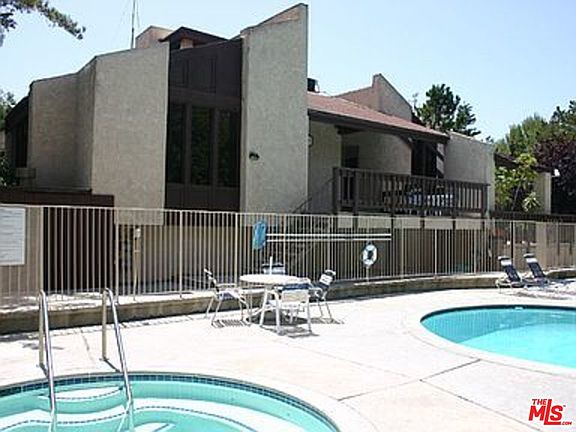 5th image of 4105 Summertime Ln