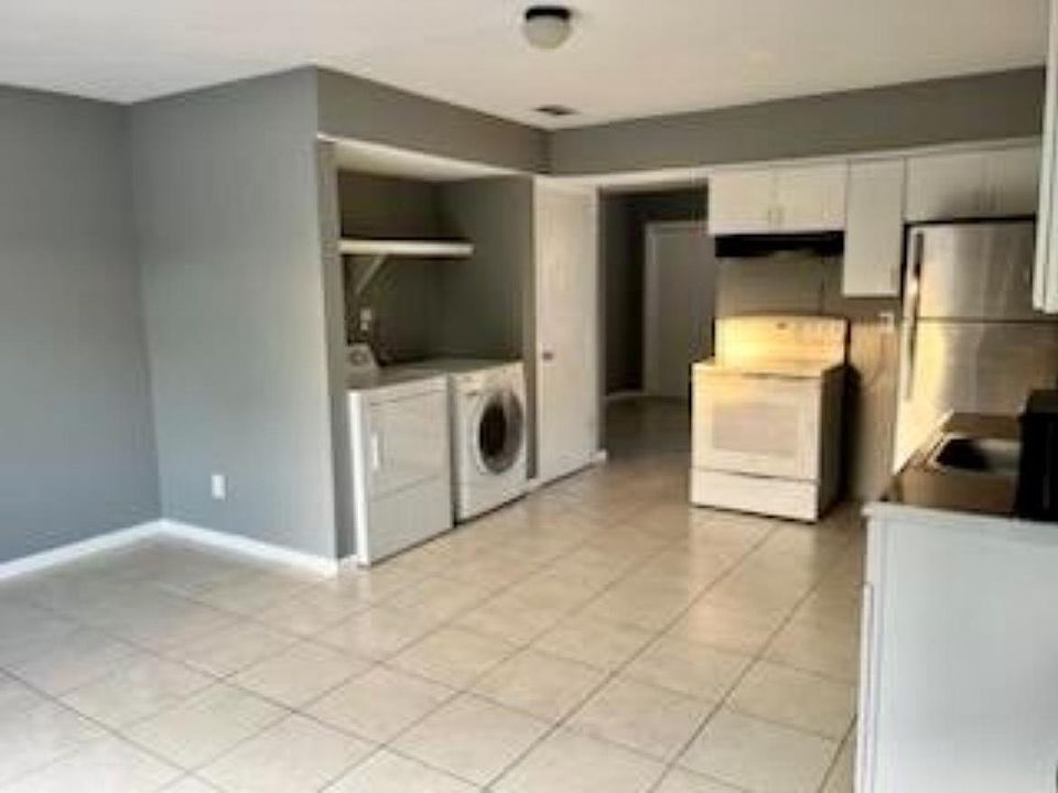 1st image of 1123 Joel Blvd