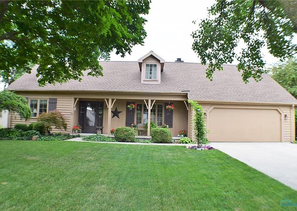 1st image of 315 Riverview Dr