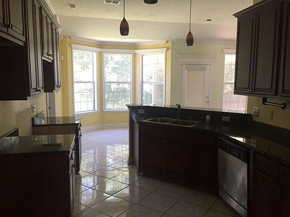 4th image of 2209 Upland Way