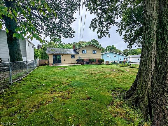 3rd image of 1167 Jackie Ln