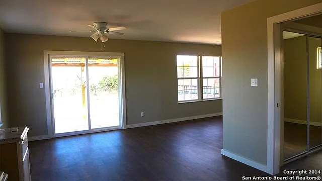 1 bed, 1.0 bath, 600 sqft, $1,195 — Photo 4