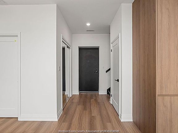 4th image of 4400 Laurier Pkwy #212