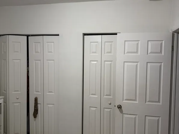 (undisclosed Address), North Miami Beach, FL 33162