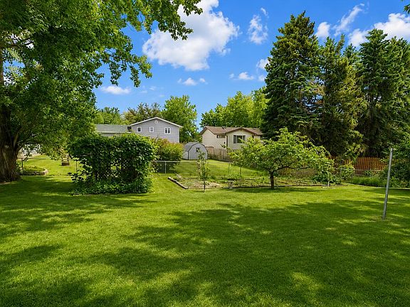 3rd image of 2009 Grimsrud Dr