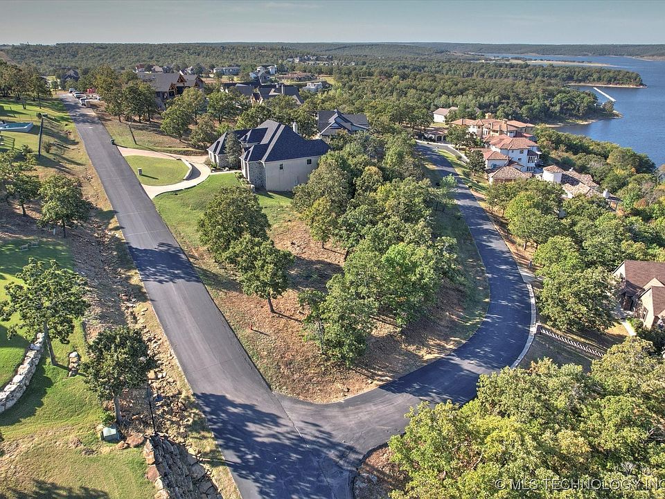 1st image of 1 Lakeview Rd