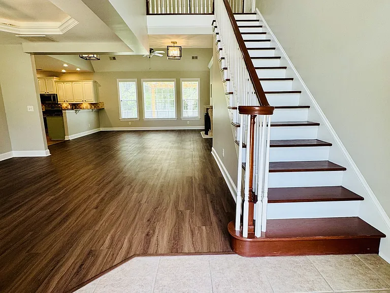 3571 Brampton Dr — Photo 6
