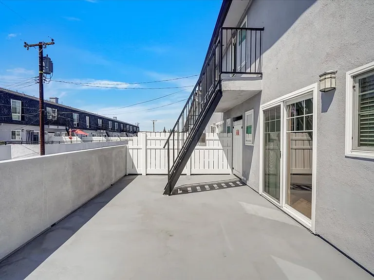 Avignon Apartment Homes — Photo 37